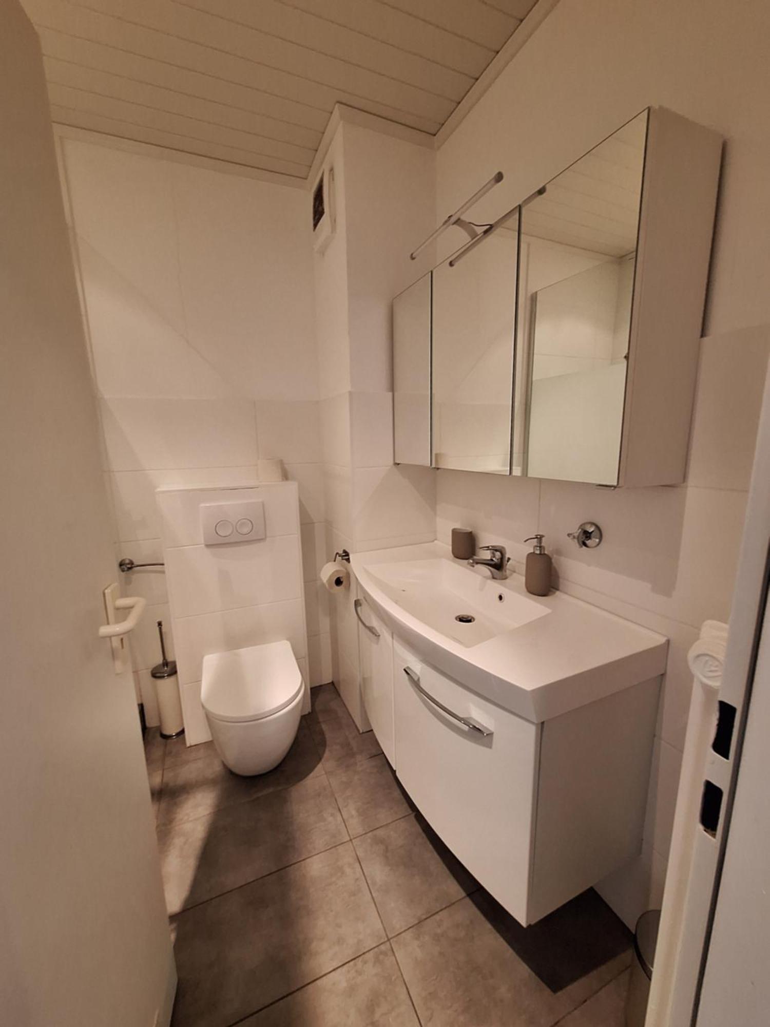Apartment Geraeumige In Ruhiger Lage In Mit Netflix Gütersloh