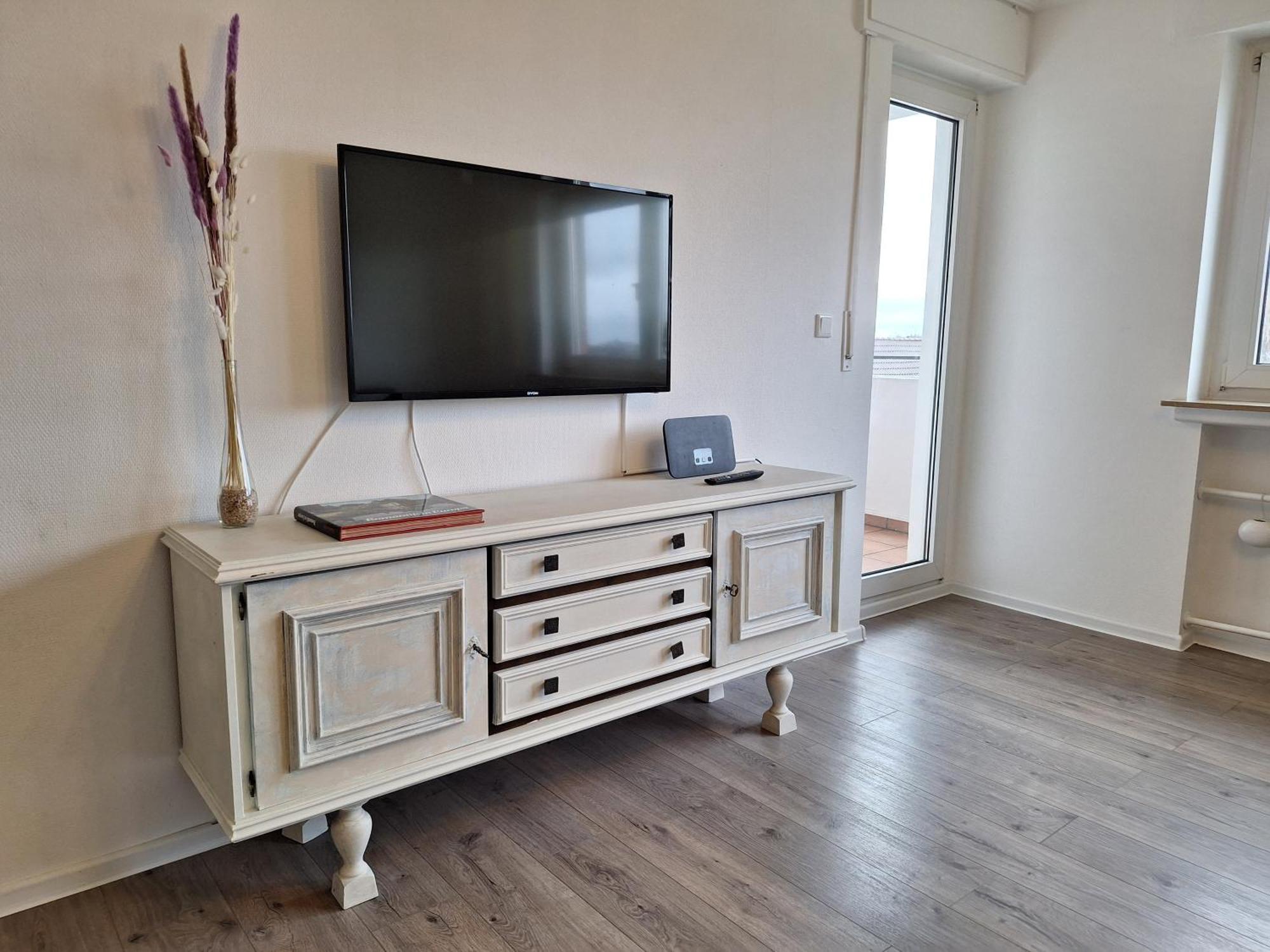 Apartment Geraeumige In Ruhiger Lage In Mit Netflix